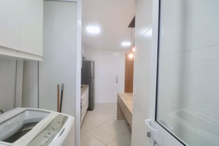 Área de Serviço de apartamento para alugar com 2 quartos, 47m² em Jardim Virginia, Guarujá