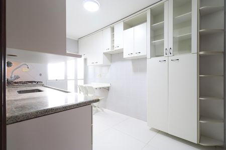 Apartamento para alugar com 88m², 2 quartos e 1 vagaCozinha 