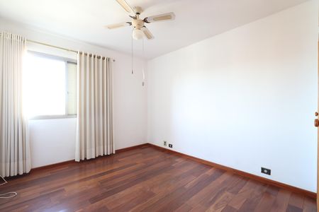 Apartamento para alugar com 88m², 2 quartos e 1 vagaQuarto 2
