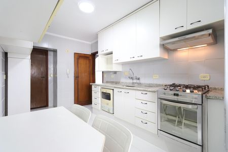 Apartamento para alugar com 88m², 2 quartos e 1 vagaCozinha 