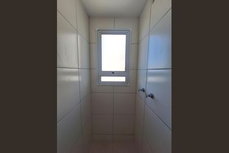 Apartamento à venda com 60m², 2 quartos e sem vaga Apartamento à venda com 60m², 2 quartos e sem vagaBanheiro Social