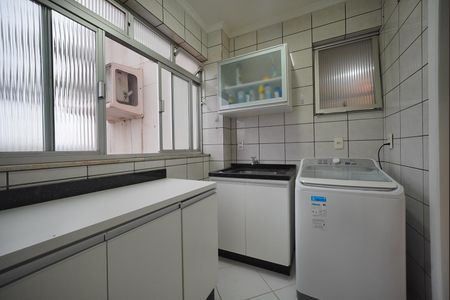 Apartamento para alugar com 99m², 3 quartos e 1 vagaÁrea de Serviço