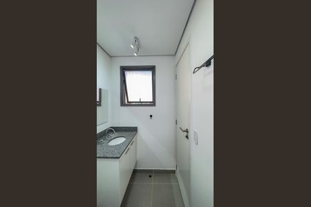 Banheiro da Suíte de apartamento para alugar com 2 quartos, 45m² em Santo Amaro, São Paulo