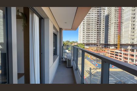 Sacada de apartamento para alugar com 2 quartos, 45m² em Santo Amaro, São Paulo
