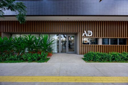 Fachada de apartamento para alugar com 2 quartos, 45m² em Santo Amaro, São Paulo