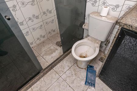 Apartamento para alugar com 300m², 2 quartos e 4 vagas Apartamento para alugar com 300m², 2 quartos e 4 vagasBanheiro