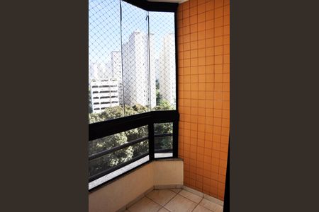 Apartamento à venda com 65m², 2 quartos e 1 vaga Apartamento à venda com 65m², 2 quartos e 1 vagaDetalhe - Varanda da Sala e Sala de Jantar