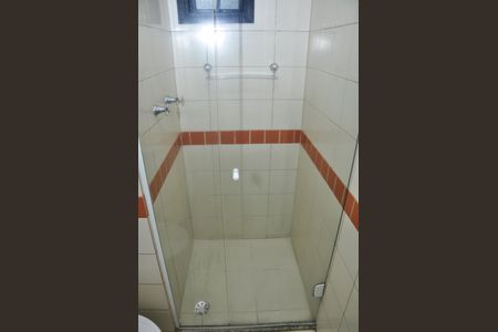 Apartamento à venda com 65m², 2 quartos e 1 vaga Apartamento à venda com 65m², 2 quartos e 1 vagaDetalhe - Banheiro Social