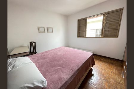 Casa para alugar com 176m², 2 quartos e 1 vaga Casa para alugar com 176m², 2 quartos e 1 vagaQuarto 2