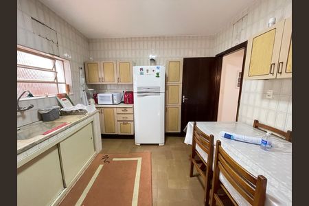 Casa para alugar com 176m², 2 quartos e 1 vaga Casa para alugar com 176m², 2 quartos e 1 vagaCozinha