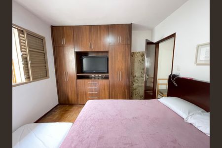Casa para alugar com 176m², 2 quartos e 1 vaga Casa para alugar com 176m², 2 quartos e 1 vagaQuarto 2