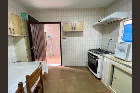 Casa para alugar com 176m², 2 quartos e 1 vaga Casa para alugar com 176m², 2 quartos e 1 vagaCozinha