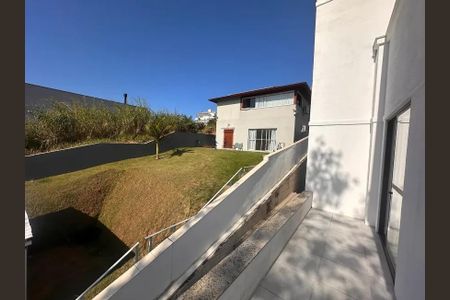 Casa para alugar com 360m², 3 quartos e 3 vagas