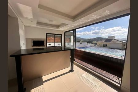 Casa para alugar com 360m², 3 quartos e 3 vagas