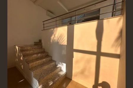 Casa para alugar com 360m², 3 quartos e 3 vagas