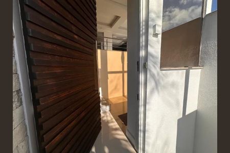 Casa para alugar com 360m², 3 quartos e 3 vagas