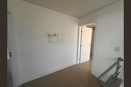 Casa para alugar com 360m², 3 quartos e 3 vagas