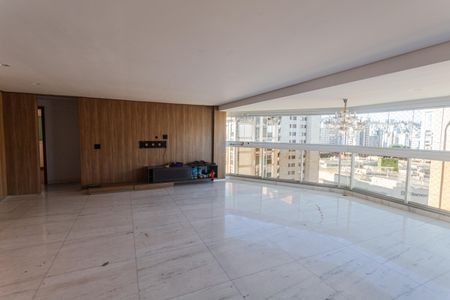 Apartamento à venda com 3 quartos, 127m² em Santo Agostinho, Belo Horizonte