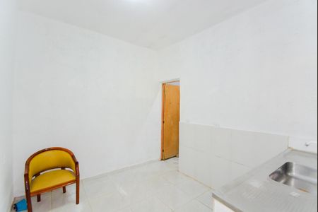 Cozinha de casa para alugar com 2 quartos, 430m² em Jardim Bananal, Guarulhos