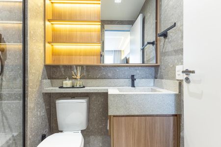 Apartamento para alugar com 41m², 1 quarto e sem vaga Apartamento para alugar com 41m², 1 quarto e sem vagaBanheiro da Suíte