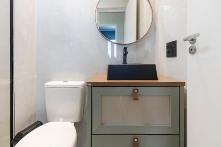 Apartamento para alugar com 40m², 2 quartos e sem vaga Apartamento para alugar com 40m², 2 quartos e sem vagaBanheiro