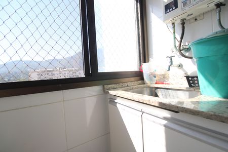 Apartamento à venda com 154m², 3 quartos e 1 vagaÁrea de serviço