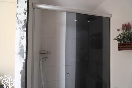 Apartamento à venda com 154m², 3 quartos e 1 vagaBanheiro canadense da suíte 2 