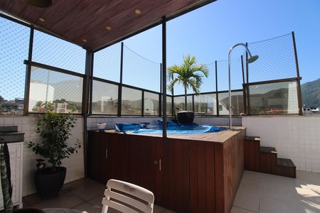 Apartamento à venda com 154m², 3 quartos e 1 vagaTerraço