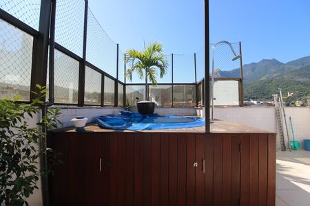 Apartamento à venda com 154m², 3 quartos e 1 vagaTerraço - Piscina