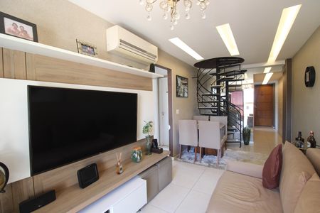 Sala de apartamento à venda com 3 quartos, 154m² em Freguesia (jacarepaguá), Rio de Janeiro