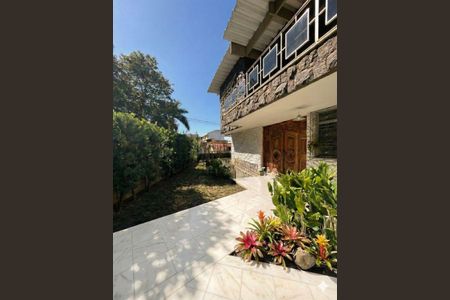 Fachada de casa à venda com 4 quartos, 190m² em Jardim Guanabara, Rio de Janeiro