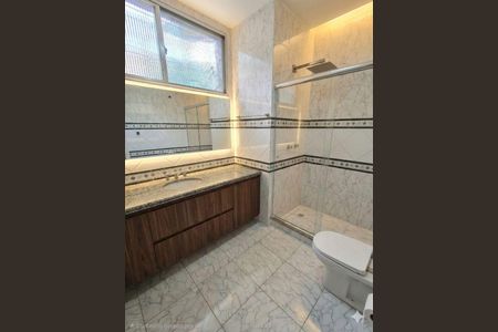 Banheiro Social de casa à venda com 4 quartos, 190m² em Jardim Guanabara, Rio de Janeiro