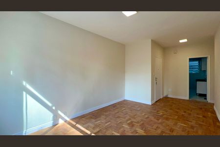 Sala de apartamento para alugar com 3 quartos, 120m² em Bela Vista, São Paulo