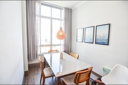 Apartamento à venda com 123m², 3 quartos e 1 vaga Apartamento à venda com 123m², 3 quartos e 1 vagaSala