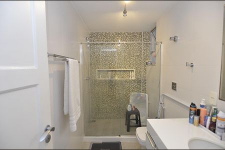 Apartamento à venda com 123m², 3 quartos e 1 vagaBanheiro