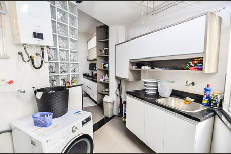 Apartamento à venda com 123m², 3 quartos e 1 vaga Apartamento à venda com 123m², 3 quartos e 1 vagaÁrea de Serviço