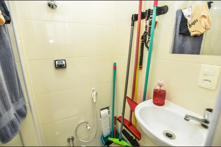 Apartamento à venda com 123m², 3 quartos e 1 vaga Apartamento à venda com 123m², 3 quartos e 1 vagaBanheiro de Serviço