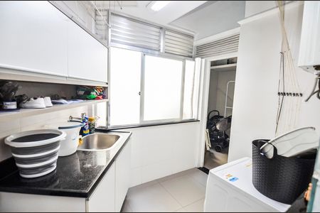 Apartamento à venda com 123m², 3 quartos e 1 vaga Apartamento à venda com 123m², 3 quartos e 1 vagaÁrea de Serviço