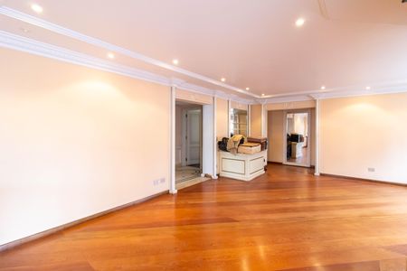 Sala de apartamento à venda com 3 quartos, 210m² em Jardim Guarulhos, Guarulhos