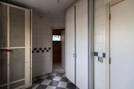 Apartamento para alugar com 210m², 3 quartos e 3 vagas Apartamento para alugar com 210m², 3 quartos e 3 vagasCozinha