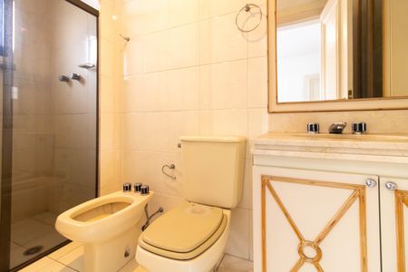 Apartamento para alugar com 210m², 3 quartos e 3 vagas Apartamento para alugar com 210m², 3 quartos e 3 vagasSuíte 3