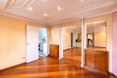 Apartamento para alugar com 210m², 3 quartos e 3 vagas Apartamento para alugar com 210m², 3 quartos e 3 vagasSala de Jantar