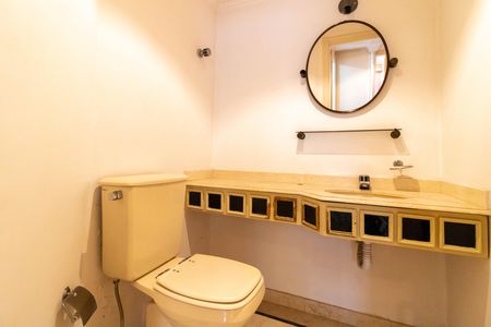 Apartamento para alugar com 210m², 3 quartos e 3 vagas Apartamento para alugar com 210m², 3 quartos e 3 vagasLavabo