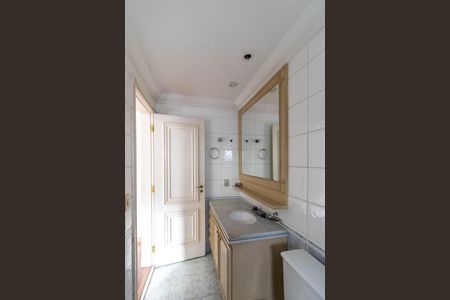 Apartamento para alugar com 210m², 3 quartos e 3 vagas Apartamento para alugar com 210m², 3 quartos e 3 vagasSuíte 2
