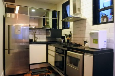 Cozinha de apartamento à venda com 2 quartos, 68m² em Copacabana, Rio de Janeiro