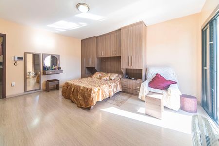 Casa à venda com 300m², 3 quartos e 2 vagas Casa à venda com 300m², 3 quartos e 2 vagasQuarto 3