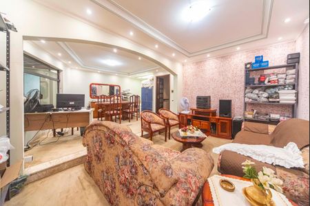 Casa à venda com 300m², 3 quartos e 2 vagas Casa à venda com 300m², 3 quartos e 2 vagasSala