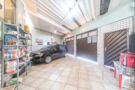 Casa à venda com 300m², 3 quartos e 2 vagas Casa à venda com 300m², 3 quartos e 2 vagasGaragem