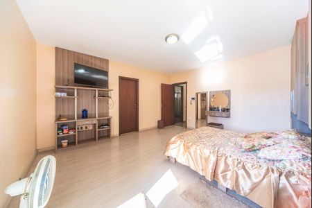 Casa à venda com 300m², 3 quartos e 2 vagas Casa à venda com 300m², 3 quartos e 2 vagasQuarto 3
