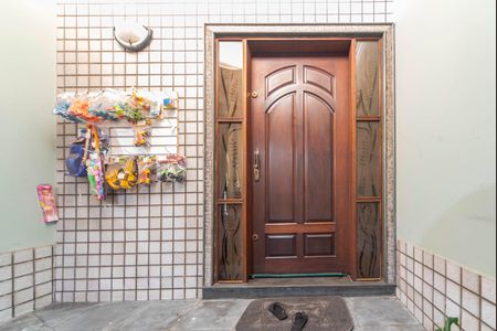 Casa à venda com 300m², 3 quartos e 2 vagas Casa à venda com 300m², 3 quartos e 2 vagasGaragem